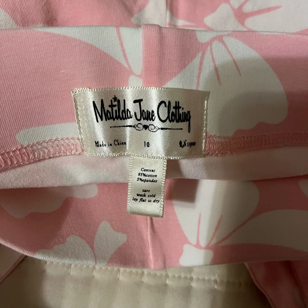 Matilda Jane Pink and White Floral Ruffle‎ Leggings